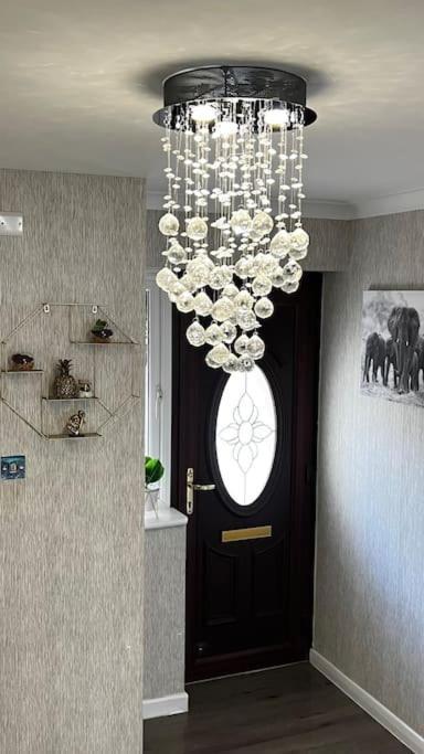 Cheerful 3 Bedroom Townhouse With Free Parking. Billericay Exterior foto